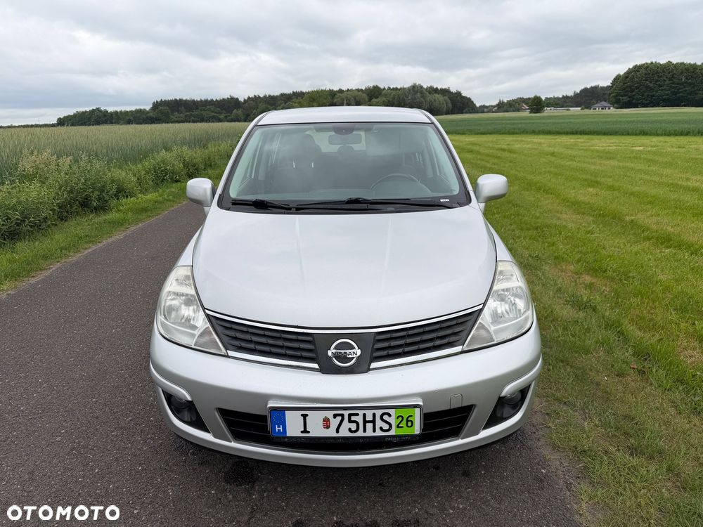 Nissan Tiida - 5