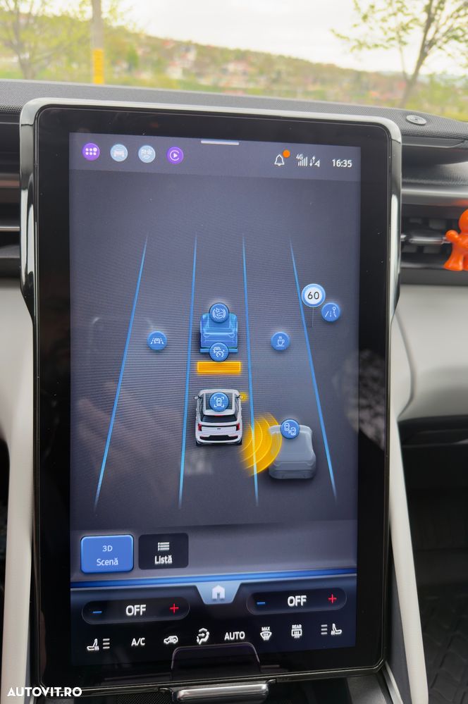 Ford Explorer RWD 77 kWh Extended Range Select - 16