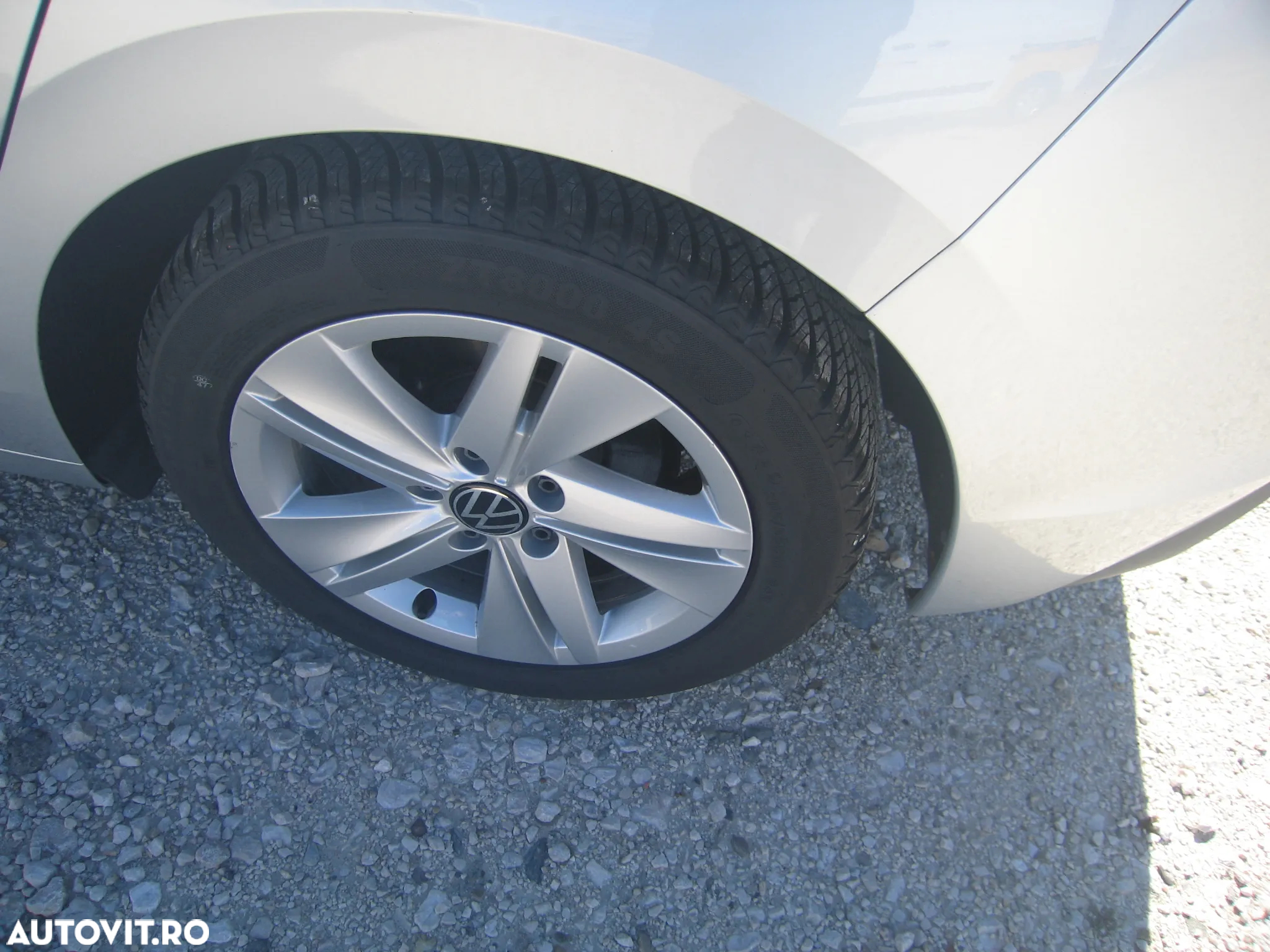 Volkswagen Golf 2.0 TDI DSG Highline - 24