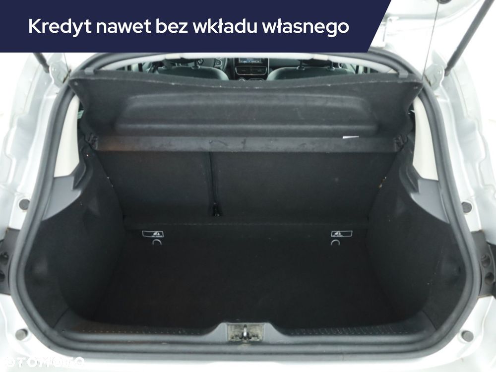 Renault Clio - 19