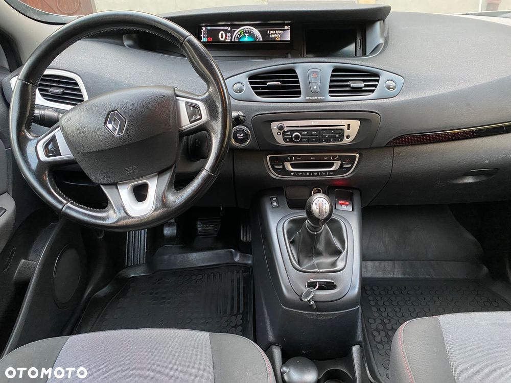 Renault Scenic - 11