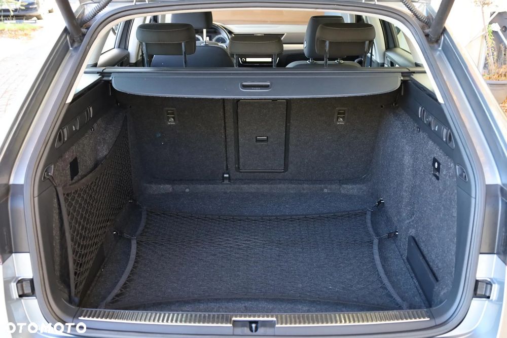 Skoda Superb 2.0 TDI SCR 4x4 Ambition DSG - 41