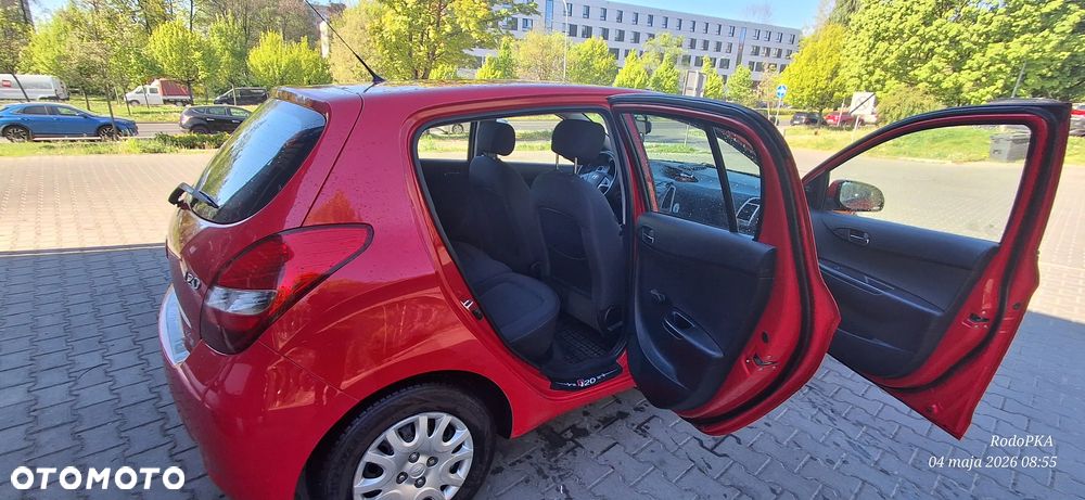 Hyundai i20 1.2 Classic + - 8
