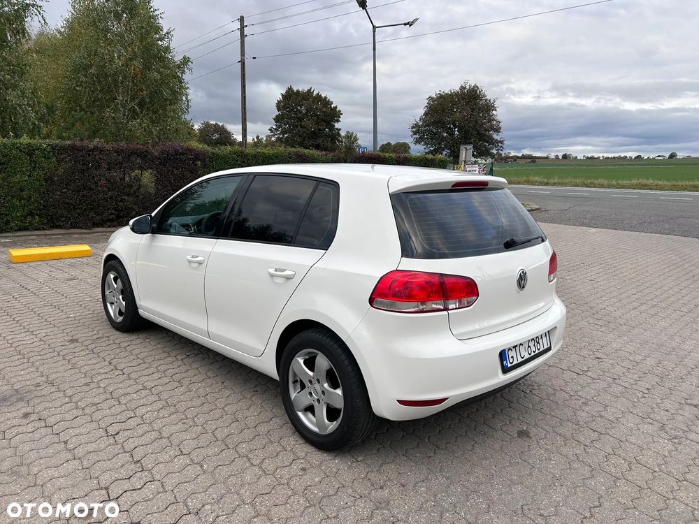 Volkswagen Golf - 4
