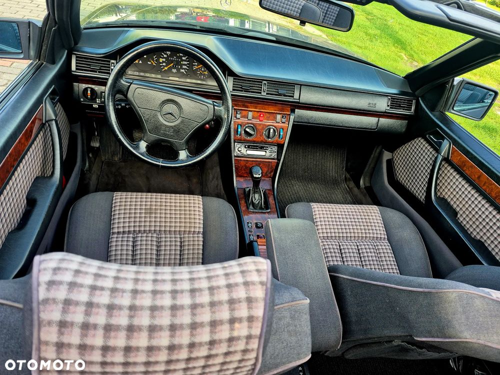 Mercedes-Benz W124 (1984-1993) - 20