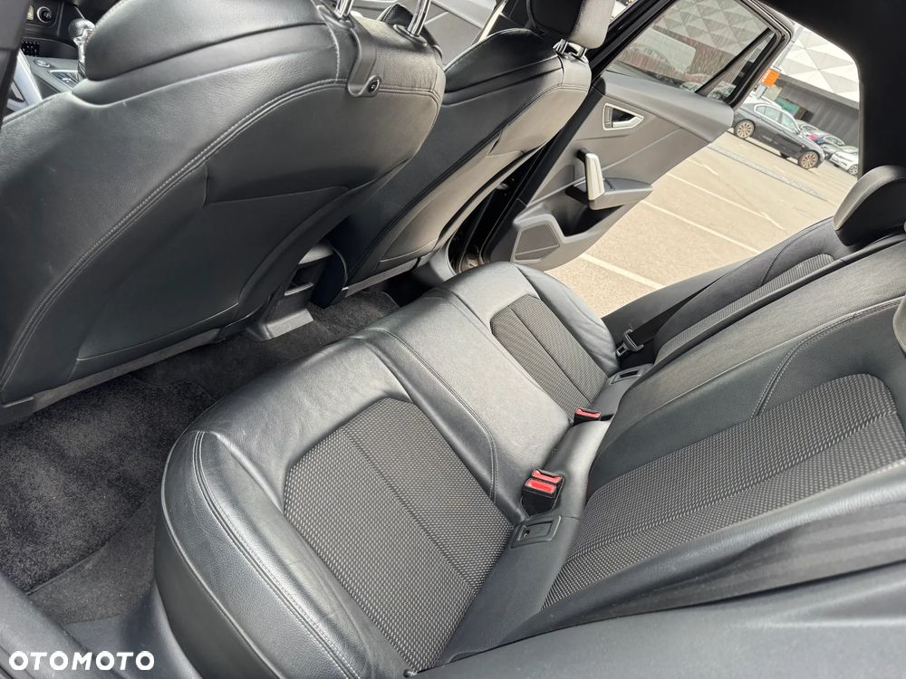 Audi Q2 35 TDI Quattro S tronic S line - 29