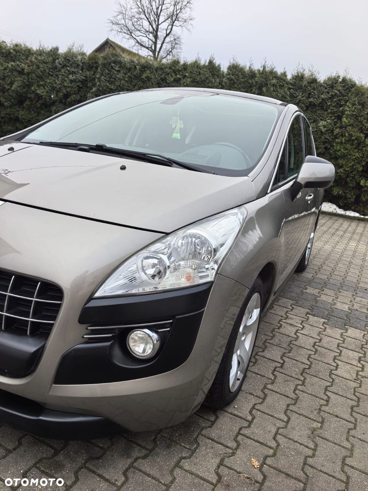 Peugeot 3008 HDi FAP 150 Premium - 11