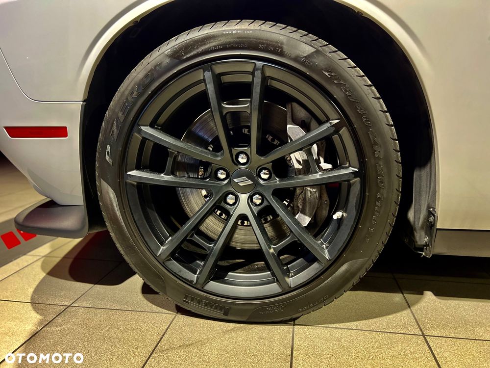 Dodge Challenger 6.4 Scat Pack - 14