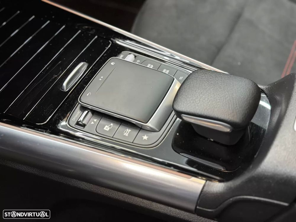 Mercedes-Benz GLA 250 e AMG Line - 44