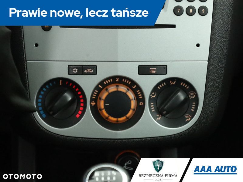 Opel Corsa - 12