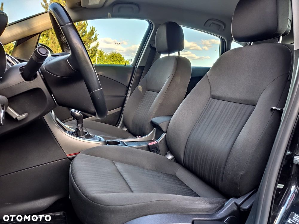 Opel Astra 1.4 Turbo Exklusiv - 18