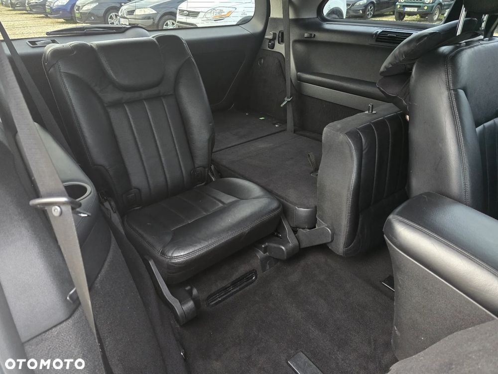 Mercedes-Benz Klasa R - 28