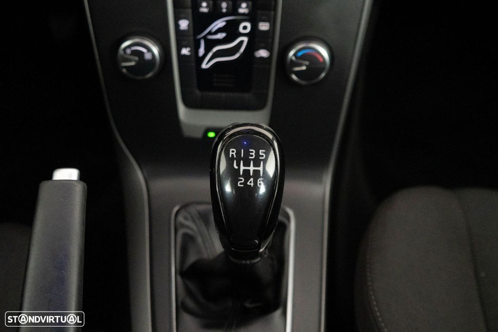 Volvo V40 1.6 D2 Eco Kinetic - 24