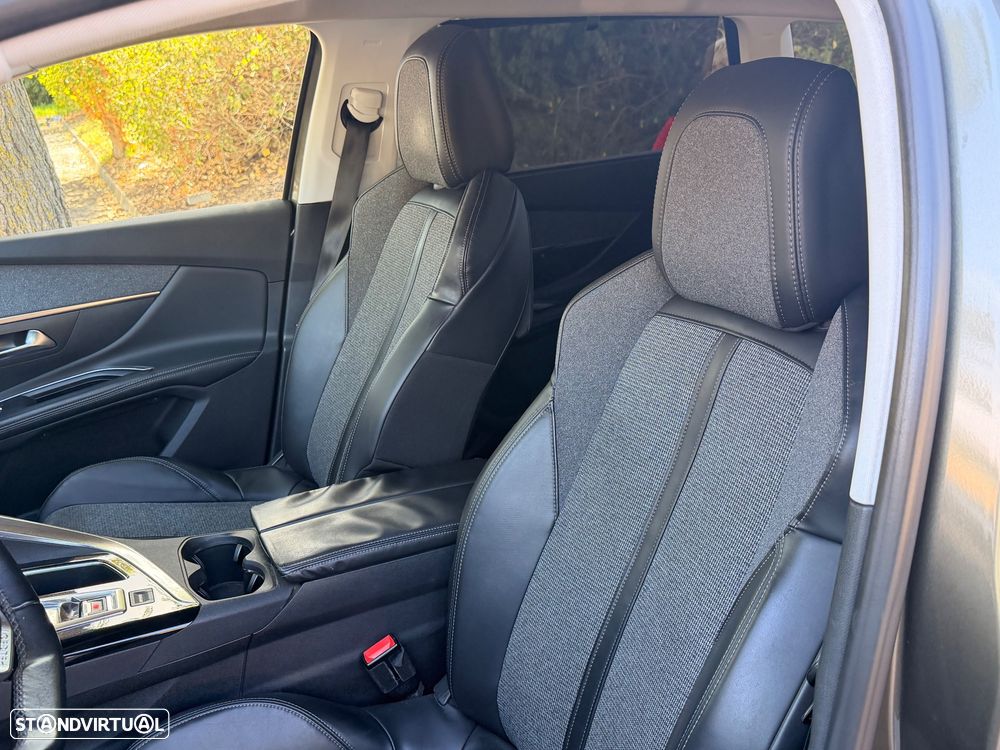 Peugeot 5008 1.6 BlueHDi Allure EAT6 J18 - 10