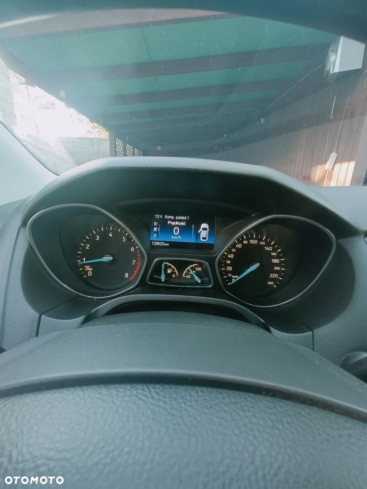 Ford Focus 1.6 SYNC Edition - 14