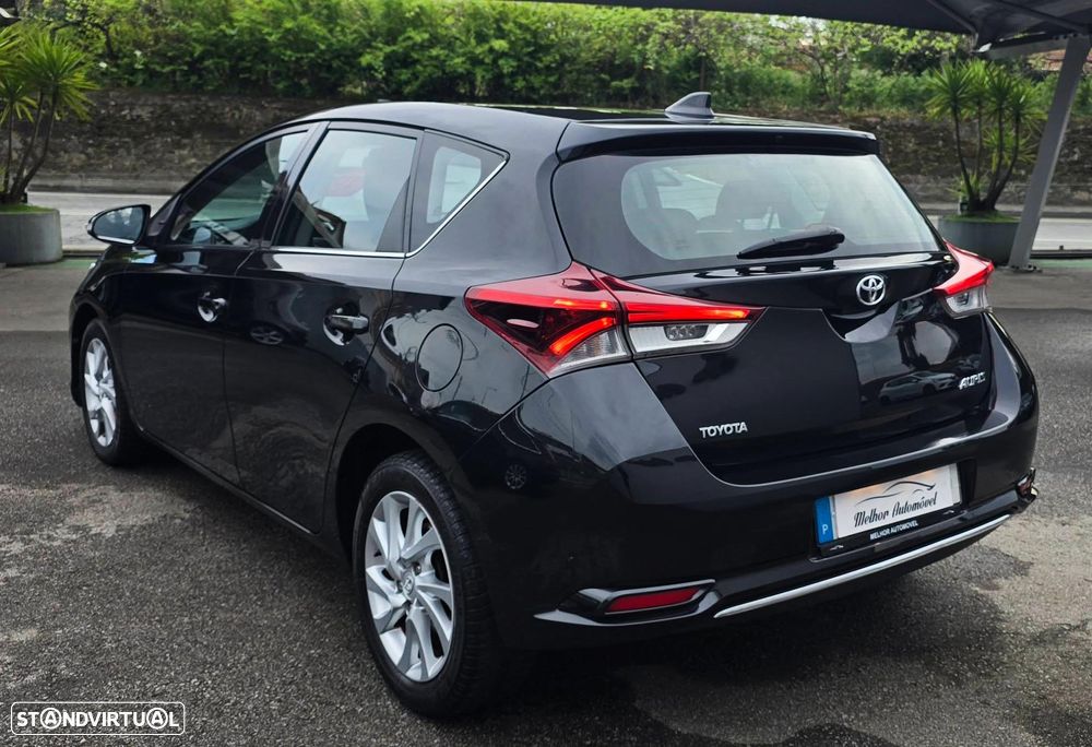 Toyota Auris 1.4 D-4D - 4