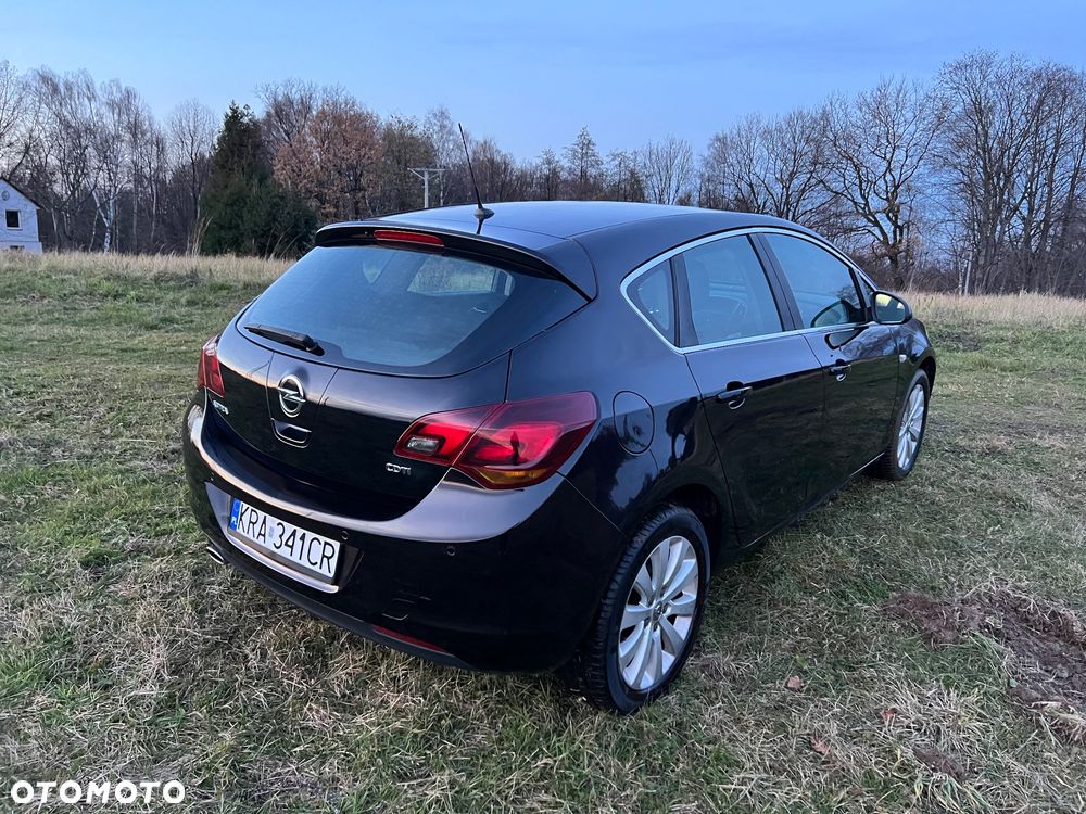 Opel Astra 2.0 CDTI DPF Automatik Cosmo - 6