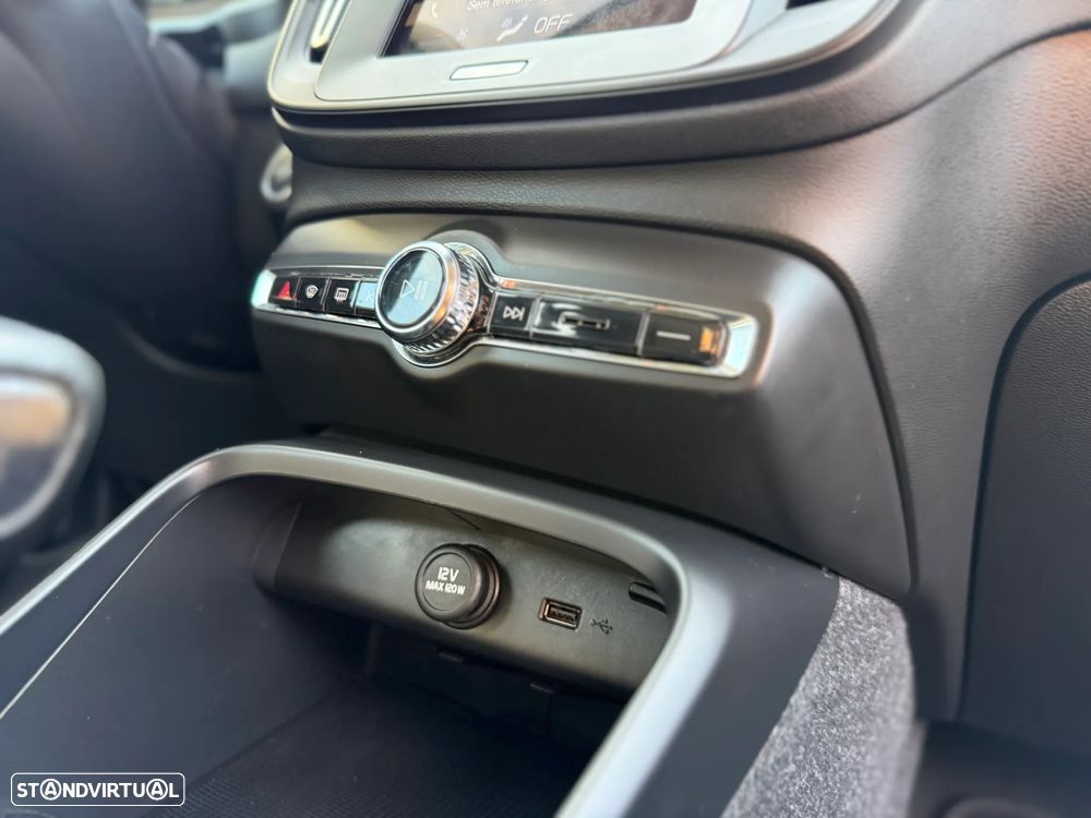 Volvo XC 40 1.5 T2 Momentum - 18