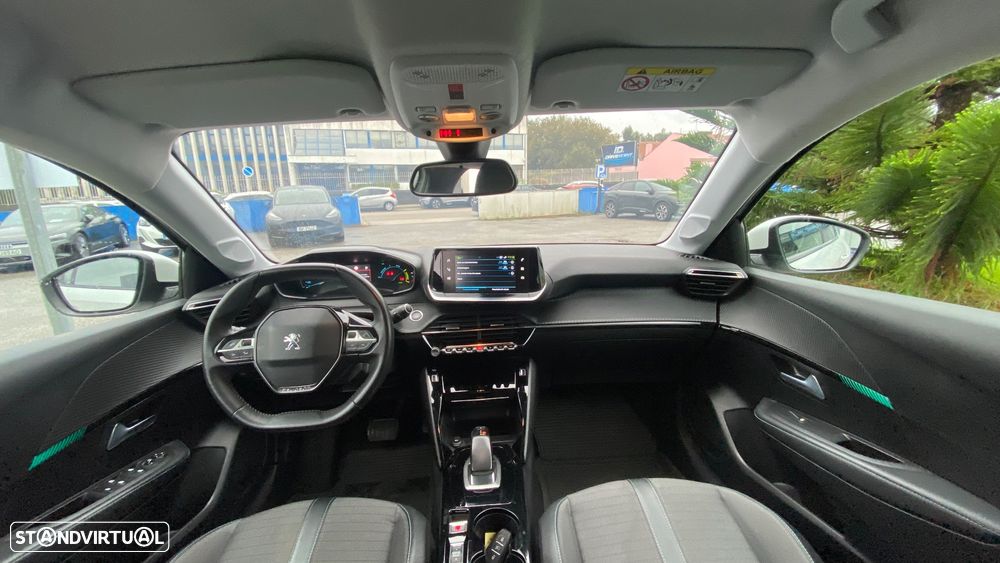 Peugeot e-208 50 kWh Allure Pack - 23