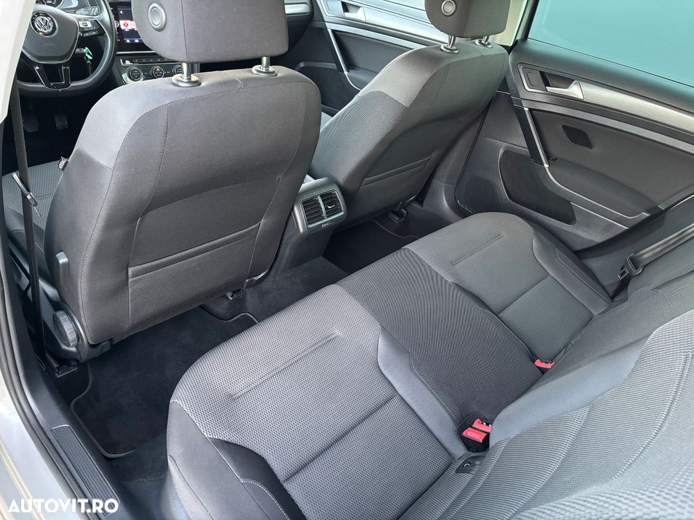 Volkswagen Golf 1.0 TSI Comfortline - 18