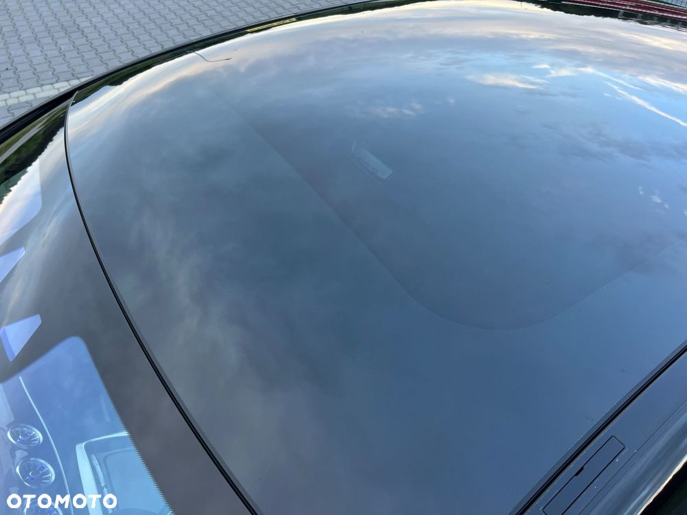 Mercedes-Benz AMG GT 43 4-Matic+ - 38