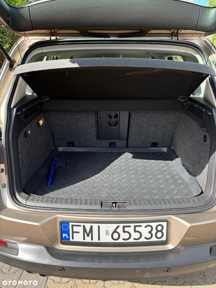 Volkswagen Tiguan 2.0 TDI BlueMot Trend&Fun - 12