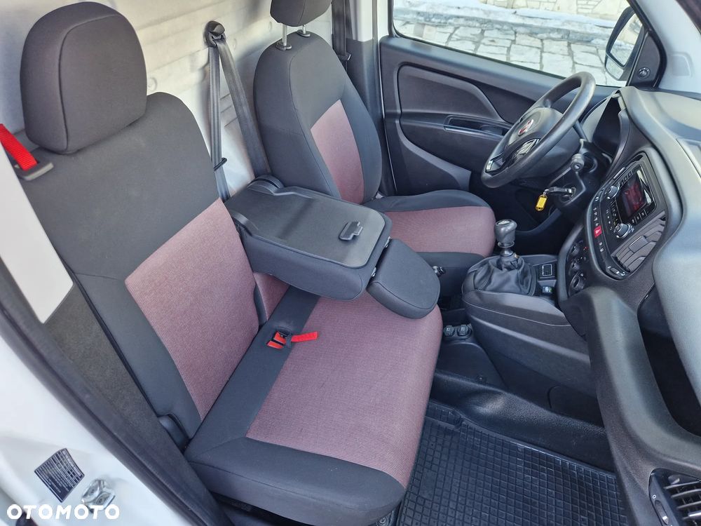 Fiat Doblo Furgon 3 Osobowy - 20