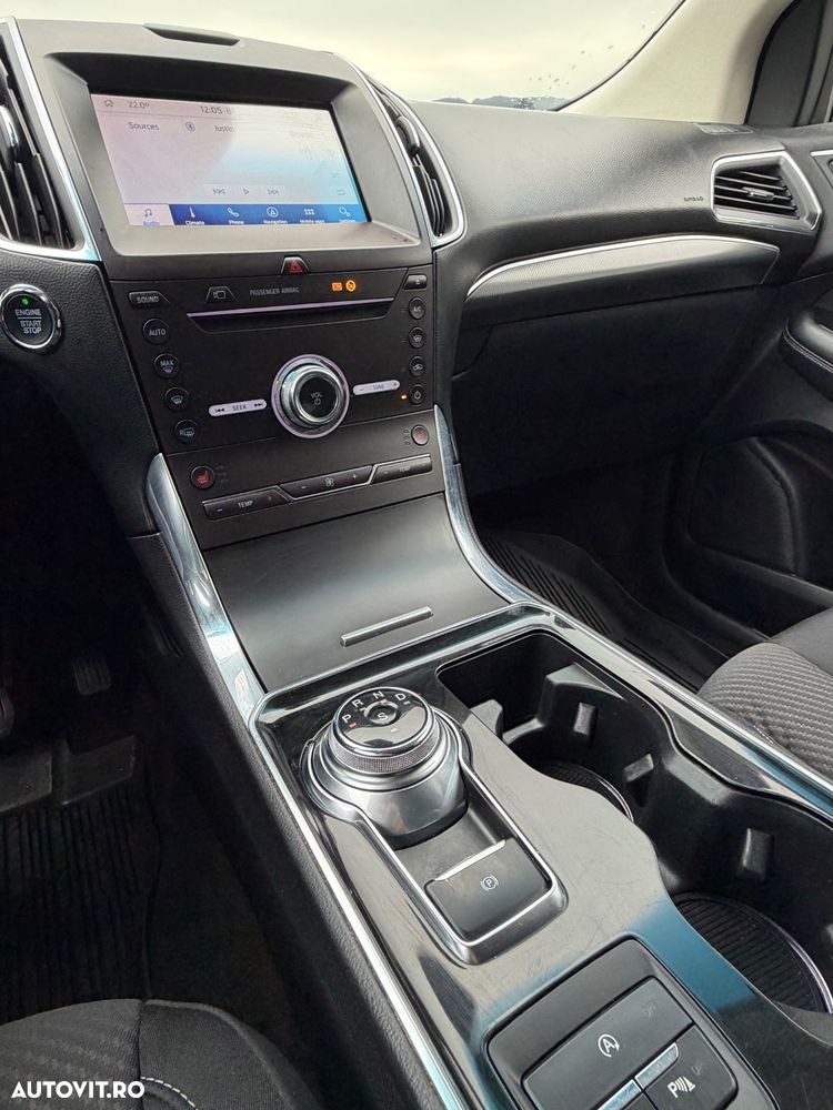 Ford Edge - 12