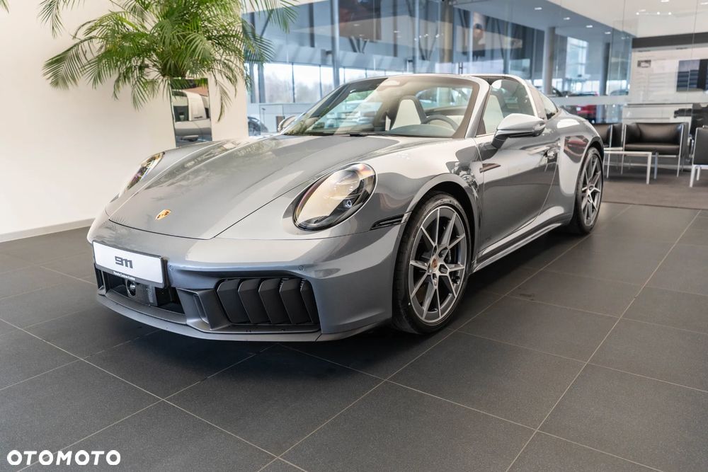 Porsche 911 Targa 4 GTS - 4