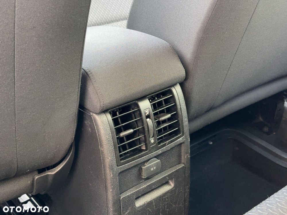 Volkswagen Caddy 2.0 TDI - 13
