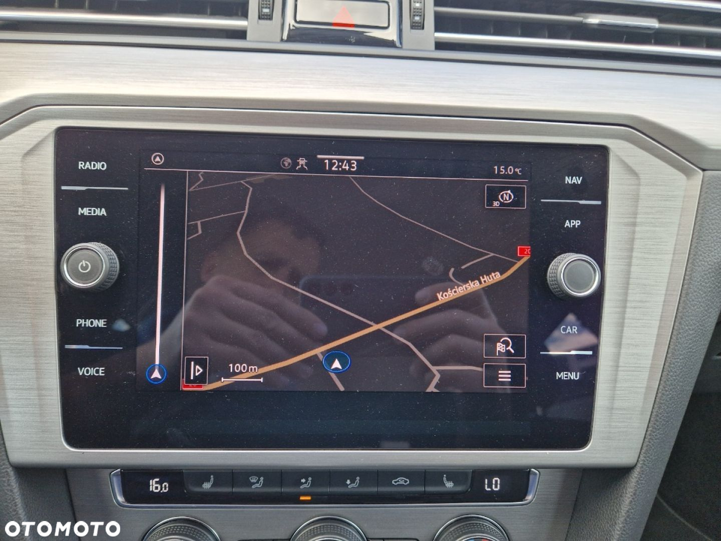 Volkswagen Passat Variant 2.0 TDI SCR DSG - 13
