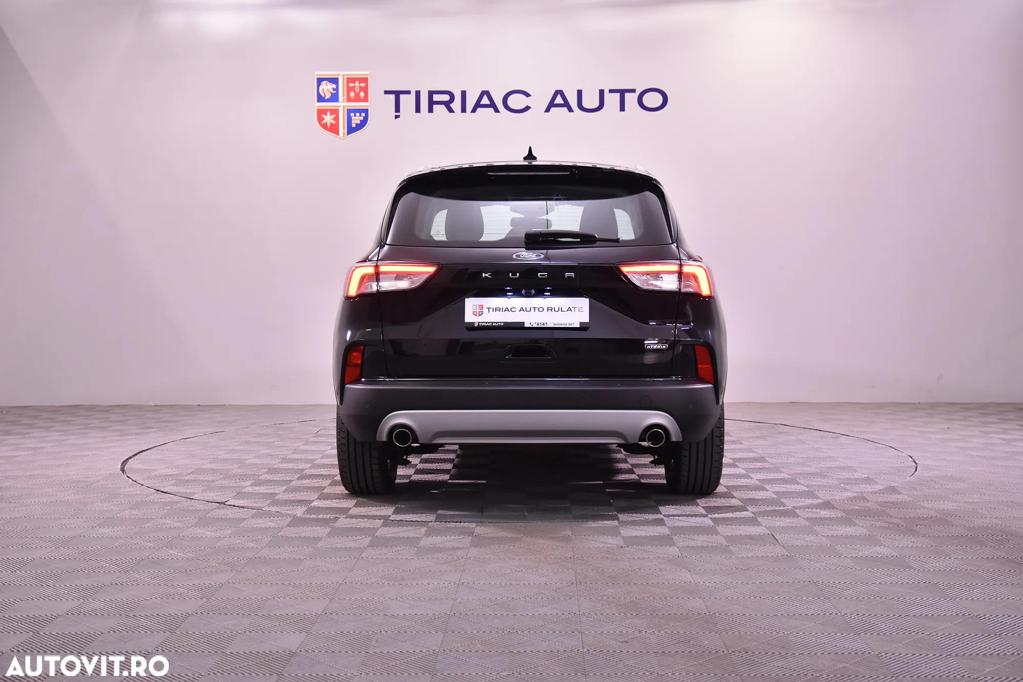 Ford Kuga - 4