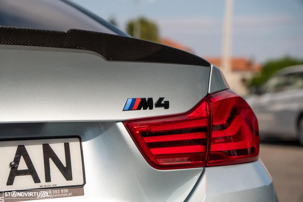 BMW M4 DKG - 11