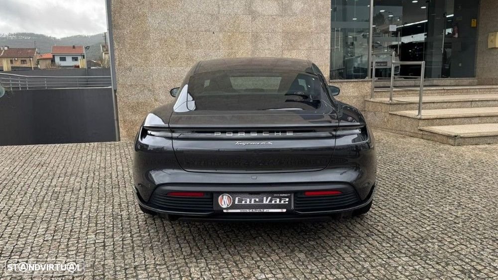 Porsche Taycan 4S - 5
