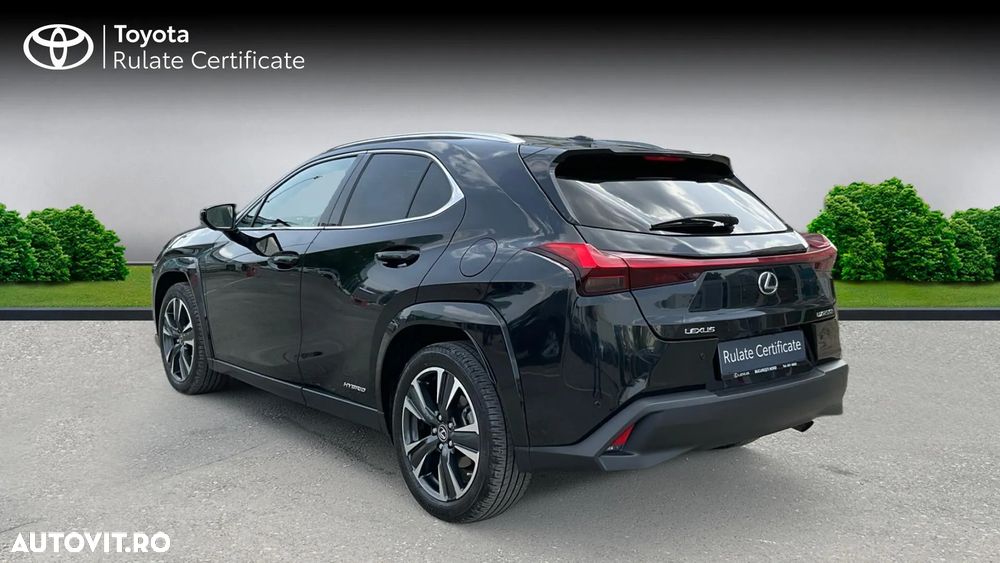Lexus UX 250h 2.0L HEV 20H- (178 HP) 4X4 CVT Luxury - 3