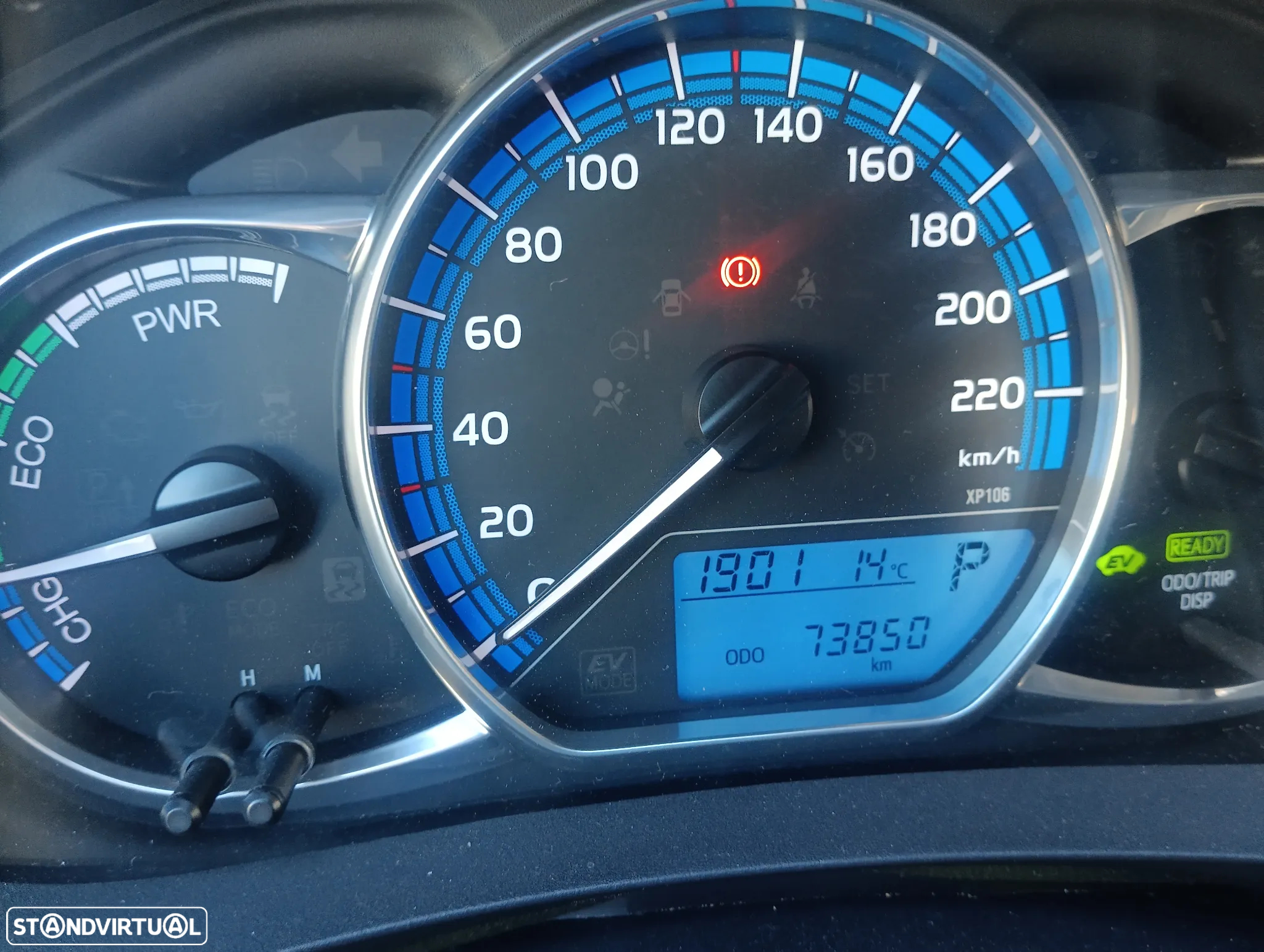 Toyota Yaris 1.5 HSD Square Collec.Bronze - 10