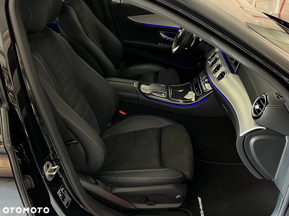 Mercedes-Benz Klasa E 220 d T 9G-TRONIC AMG Line - 31