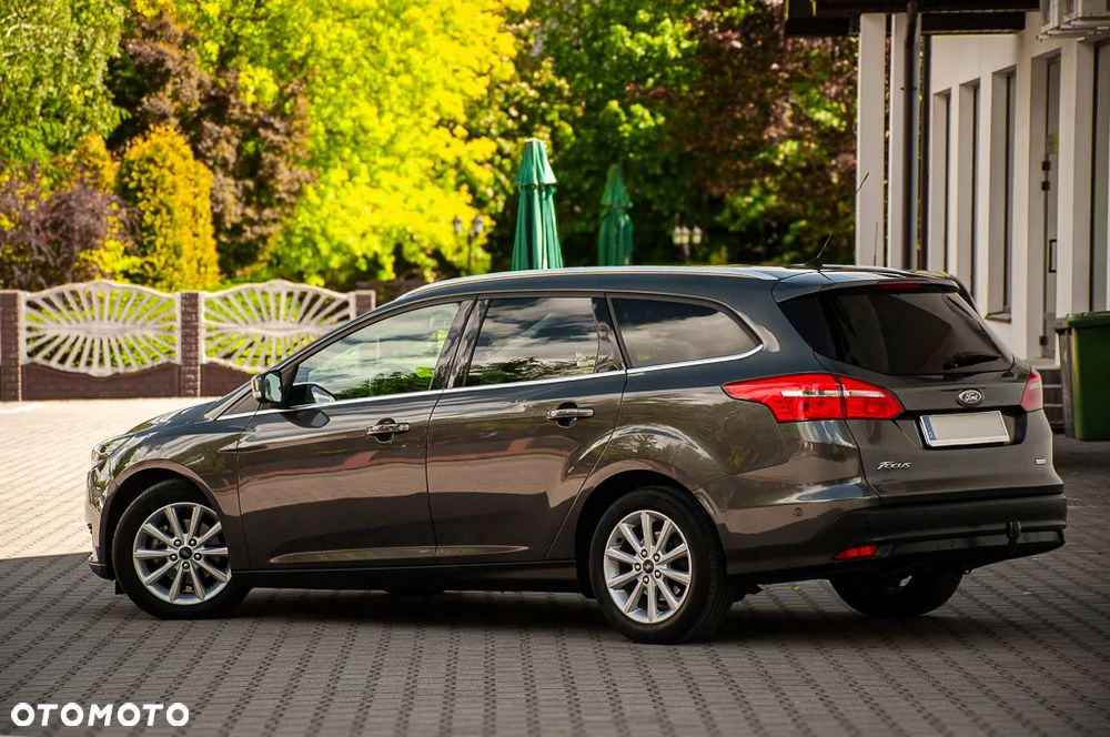 Ford Focus 1.0 EcoBoost STart-Stopp-System TITANIUM - 19