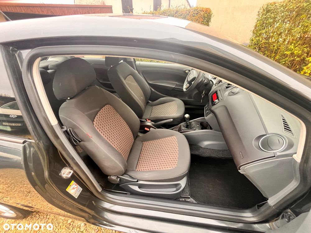 Seat Ibiza SC 1.4 16V Reference - 8