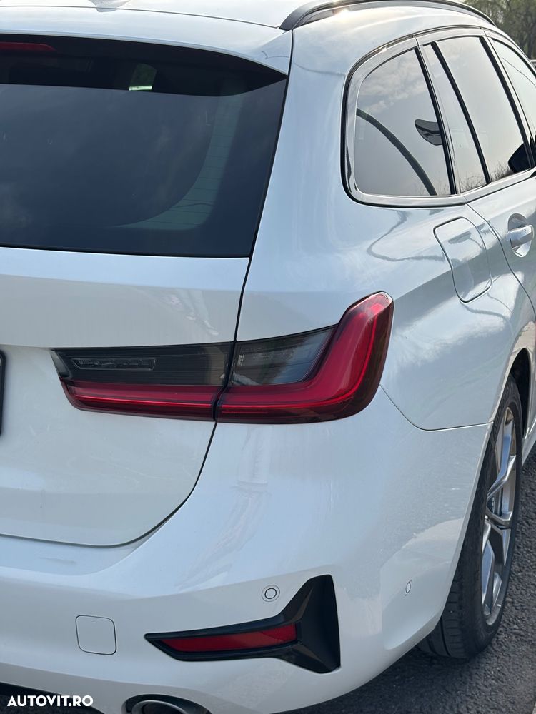BMW Seria 3 330e Aut. Sport Line - 21