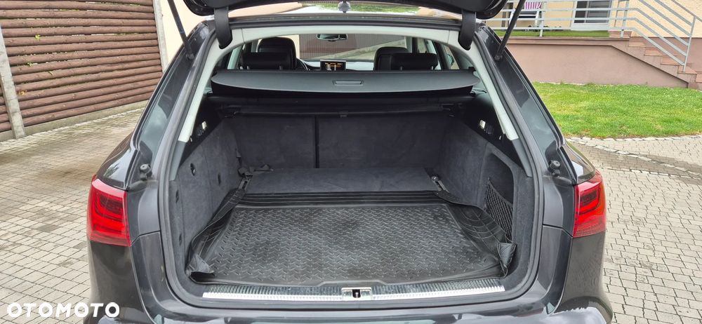Audi A6 Avant 2.0 TDI Ultra S tronic - 23