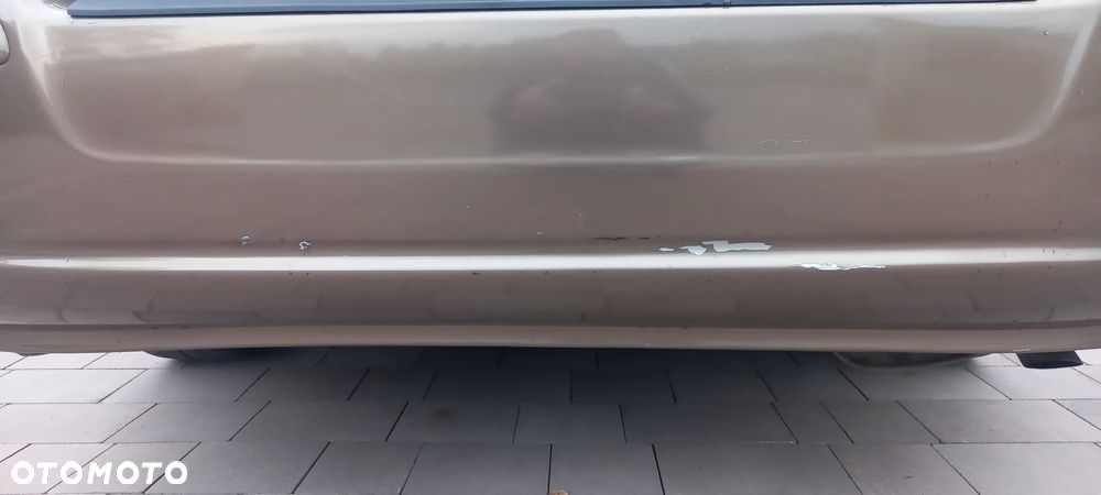 Toyota Avensis 1.8 VVT-i Luna - 9