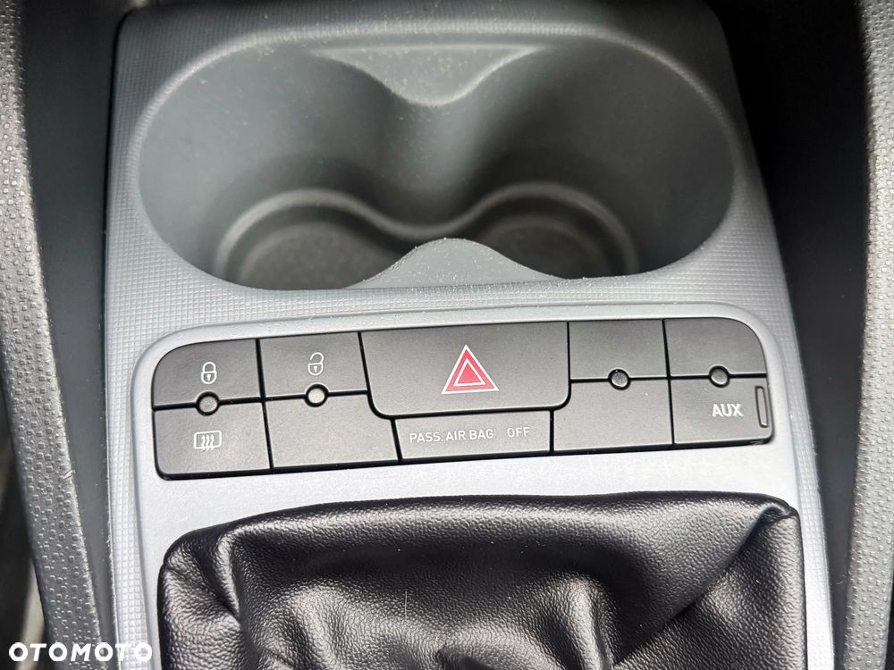 Seat Ibiza SC 1.4 16V Style Salsa - 18