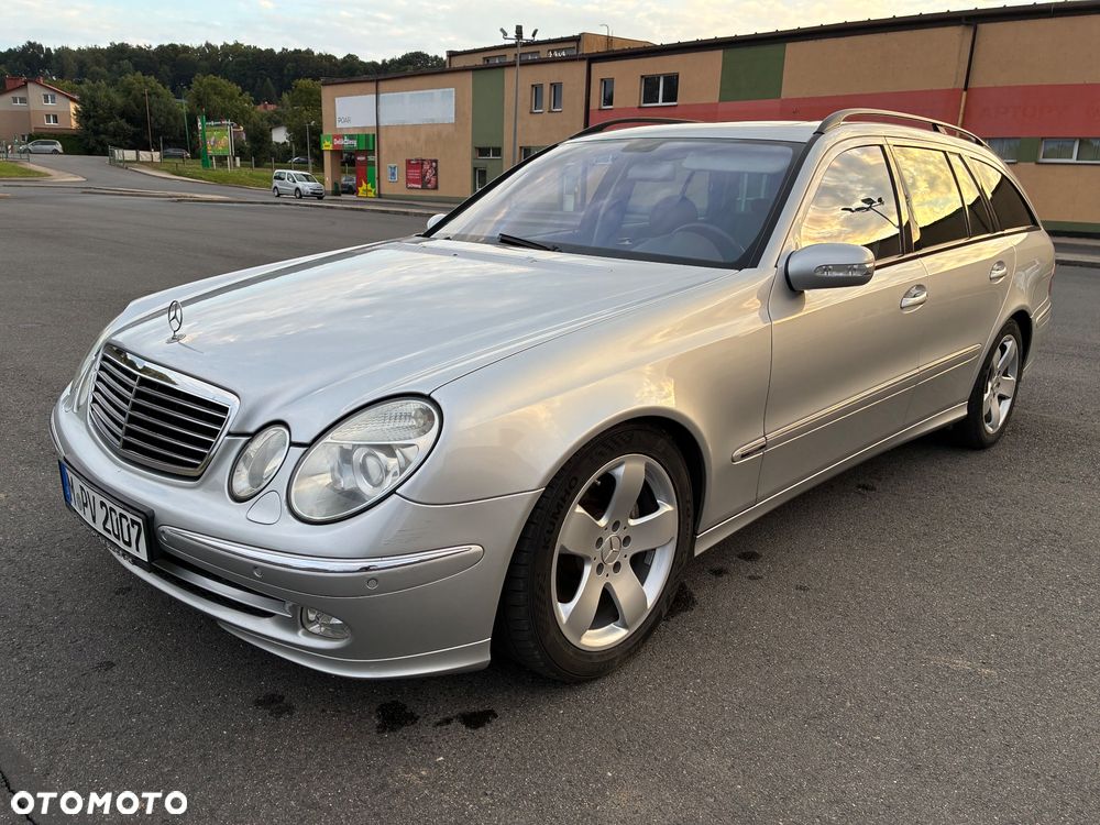 Mercedes-Benz Klasa E 320 CDI T Avantgarde - 8