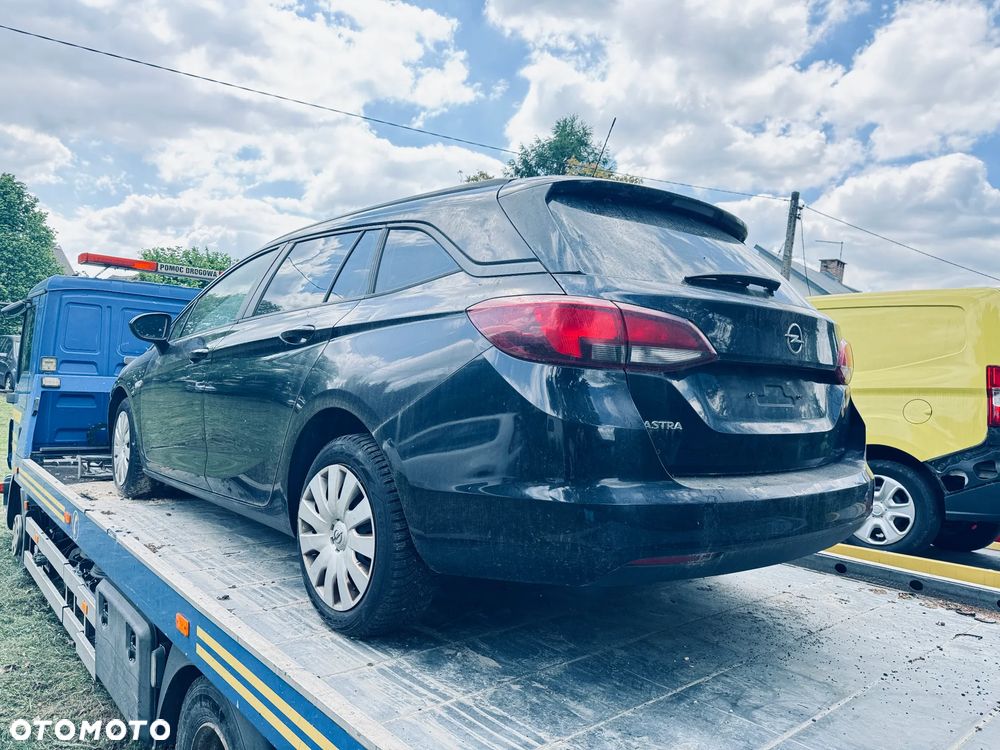 Opel Astra 1.6 CDTI Enjoy S&S - 3