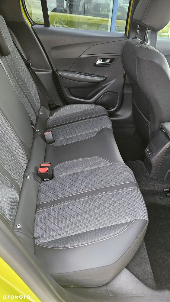 Peugeot 208 1.2 mHEV Allure e-DCS6 - 7