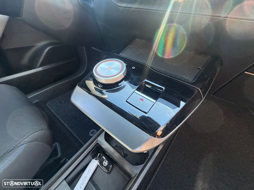 MG MG4 64 kWh Luxury - 20