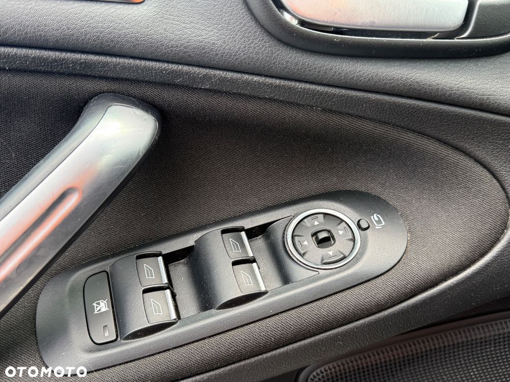 Ford S-Max 2.0 TDCi DPF Titanium - 20