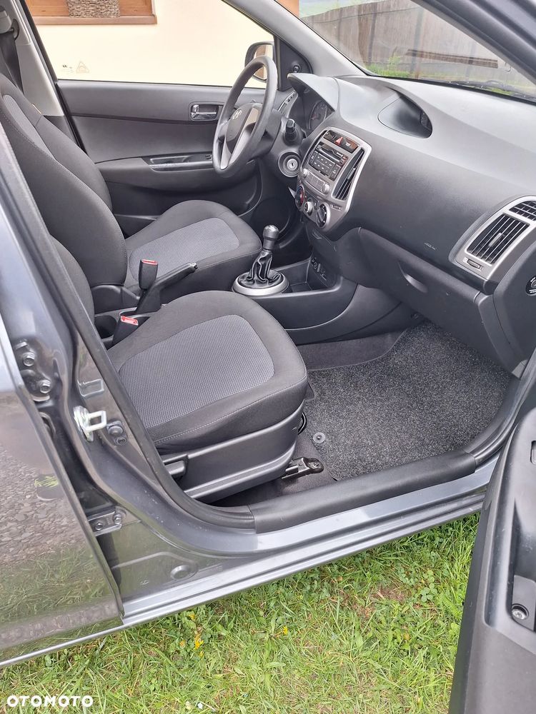 Hyundai i20 1.25 Classic + - 19