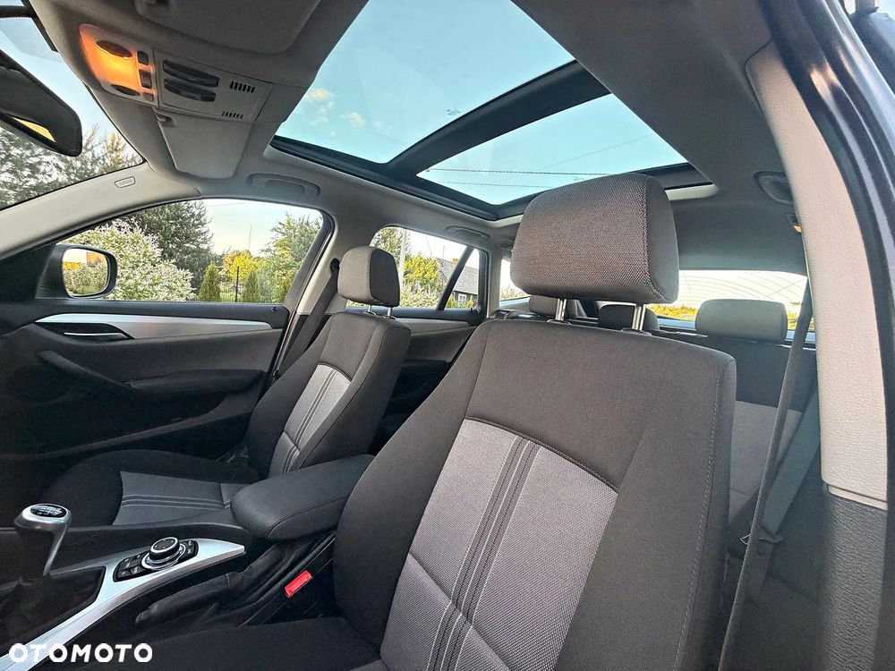 BMW X1 xDrive18d xLine - 26